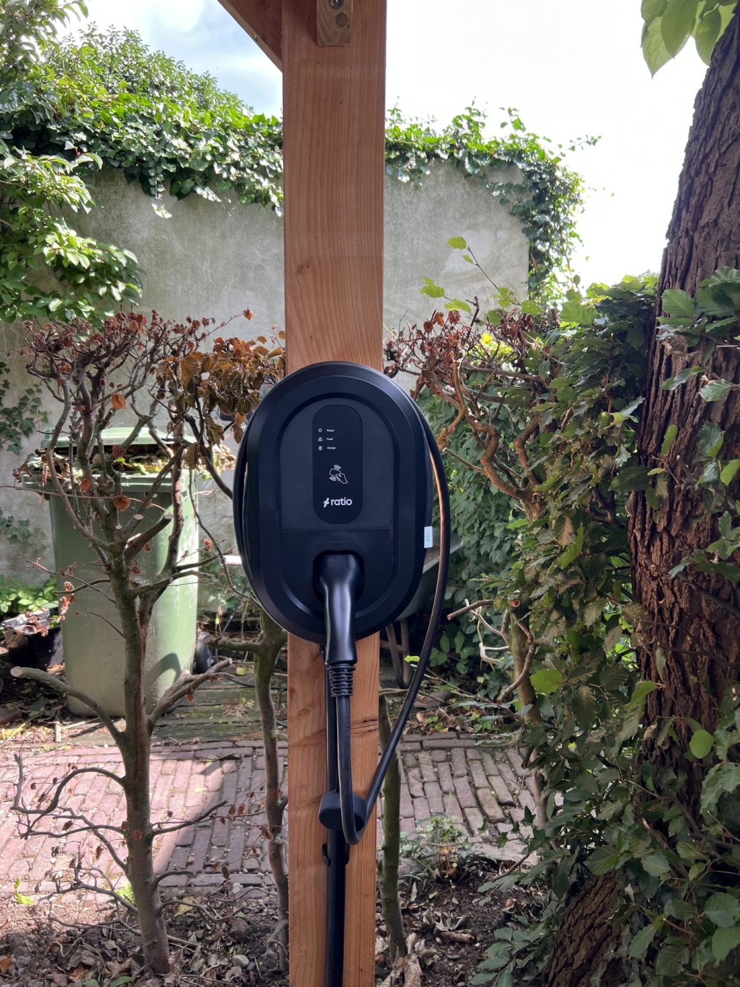 Ratio IO6 - 11-22 kw - vaste kabel - Solar laden - RFID - ChargeCars backoffice (4G) - Afbeelding 2